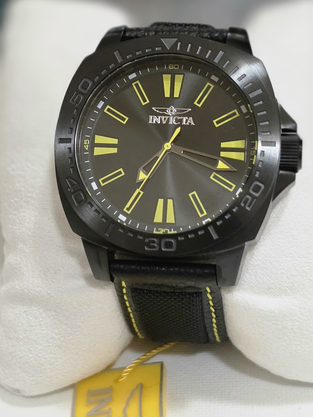 Invicta Speedway 46308 Men’s 46mm Black Watch Yellow Accents